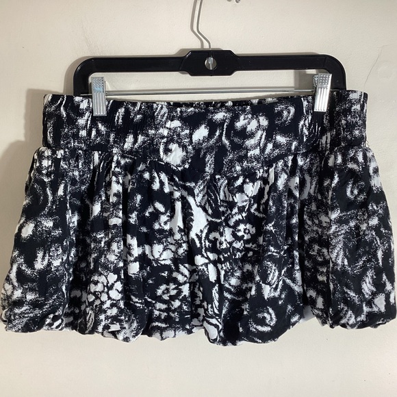 Rainbow Y2K Bubble Hem Micro Mini Skirt Size L - Picture 3 of 11